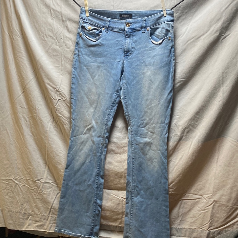 Only worn a couple times Size 10 jeans all prices are in a Negotiable